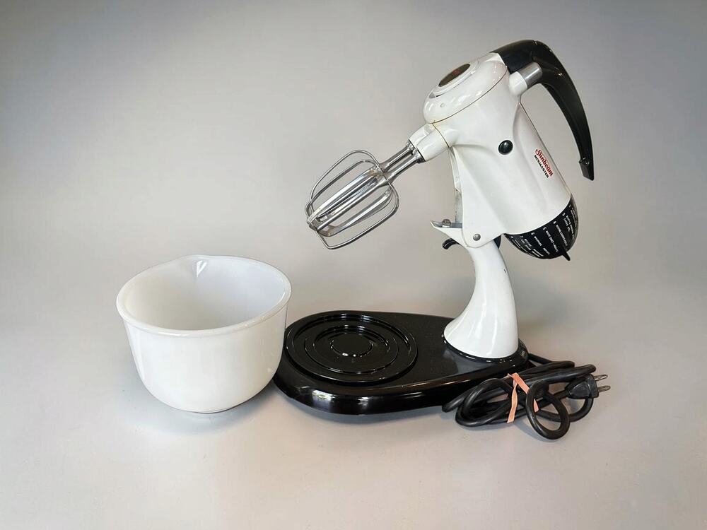 Vintage 1950s Sunbeam Mixmaster Stand Mixer Beaters Milk Glass Bowl Working